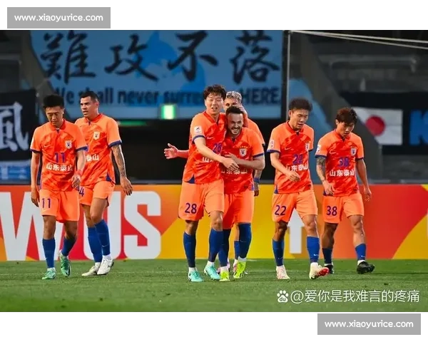 泰山失球路易斯沮丧 彭啸暖心安慰彰显兄弟情谊